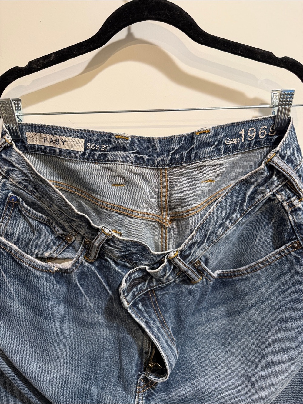 GAP Easy 36x32 Light Blue Straight Leg Jeans